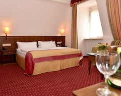 Khách sạn Hotel Romerhof (Baden-Baden, Đức)