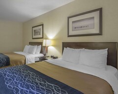 Khách sạn Comfort Inn & Suites (Edson, Canada)