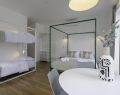 Hotel Hostel Alameda Exclusive House (Faro, Portugal)