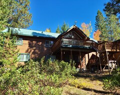 Entire House / Apartment Romantic Mountain Home 10 Miles From Numerous Lakes. Family Reunion Spot. (Crescent, USA)