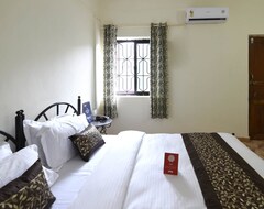 Khách sạn OYO 9672 Casa Kevliz (Calangute, Ấn Độ)