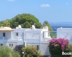 Toàn bộ căn nhà/căn hộ Zouberi Twins Luxury Appartments(south) (Nea Makri, Hy Lạp)
