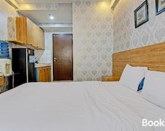 Khách sạn Oyo Life 93103 Apartement Gateway Cicadas By Fikri Room (Bandung, Indonesia)