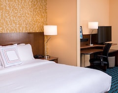Hotel Fairfield Inn & Suites By Marriott Orlando East/Ucf Area (Orlando, USA)