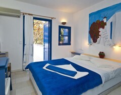 Hotel Casa Di Roma (Parikia, Greece)