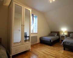 Cijela kuća/apartman Gite Marcey Les Greves, 4 Bedrooms, 9 Persons (Marcey-les-Grèves, Francuska)