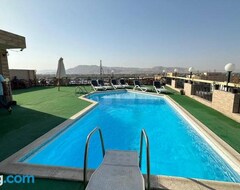 Khách sạn Queens Valley Hotel (Luxor, Ai Cập)