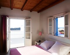 Hele huset/lejligheden Cheerful 5 Bedroom Villa With Pool On The Beach (Axos, Grækenland)