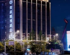 Hotel Junhao Yashen (Beichuan, China)
