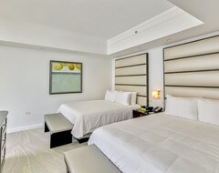 Fontainebleau Hotel Sorrento 2 Bedroom Suite Oceanfront (Miami Beach, Sjedinjene Američke Države)