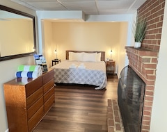 Casa/apartamento entero The Franklin Estate - Suite D-private Apt-king Bed (Ruckersville, EE. UU.)