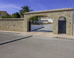 Cijela kuća/apartman Erita, Nice Villa In Benissa For 6 Pax With Private Pool. Free Wifi (Benisa, Španjolska)