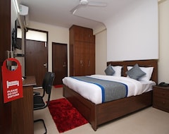 Hotelli OYO 9273 Surya Palace (Delhi, Intia)
