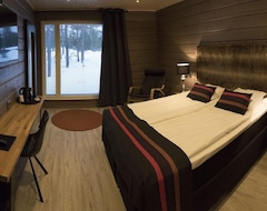 Wilderness Hotel Inari & Igloos (Inari, Finlandiya)