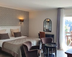 Le Trophee By M Hotel Spa (Deauville, Francuska)