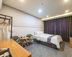 Hotel Sunstay (Yong-In, South Korea)