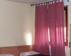 Hotel Hostel 3 (Milán, Italia)