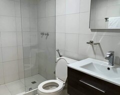 Casa/apartamento entero Brand New Apt 4people / 2bed/ Caracas- San Bernardino (Caracas, Venezuela)