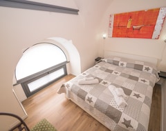 Hotelli Central And Comfortable, Renovated, Ideal For Couples Or Families (Catania, Italia)