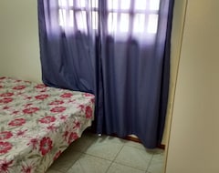 Tüm Ev/Apart Daire Two Floors With 2 Apt, 100 Meters From The Sea Sleeps Up To 10 People Per Room (São Francisco do Sul, Brezilya)