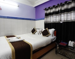 Khách sạn Oyo 16064 Hotel Tirupati (Jalpaiguri, Ấn Độ)