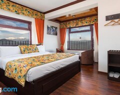 Khách sạn Summit Sherpa Mountain Inn (Kalimpong, Ấn Độ)