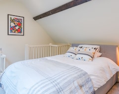 Cijela kuća/apartman Barns Lee, Eastcourt - Sleeps 9 Guests In 5 Bedrooms (Eastcott, Ujedinjeno Kraljevstvo)