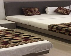Otel Room Maangta 133 @ Kurla West (Bombay, Hindistan)