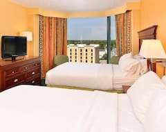 Resort Holiday Inn Express & Suites VA Beach Oceanfront, an IHG Hotel (Virginia Beach, USA)