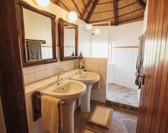 Hotelli Huab Lodge & Bush Spa (Kamanjab, Namibia)