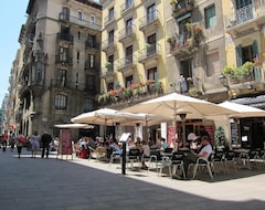 Khách sạn Borne Pop Art Lofts (Barcelona, Tây Ban Nha)