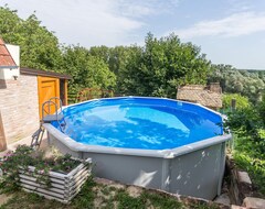 Cijela kuća/apartman 1 Bedroom Accommodation In Opatovac (Vukovar, Hrvatska)