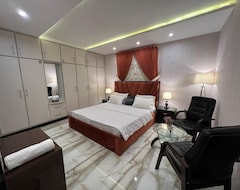 Toàn bộ căn nhà/căn hộ Ortus 3 Bedroom Executive Apartment (Muridike, Pakistan)