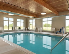 Hotel Country Inn & Suites by Radisson, Indianola, IA (Indianola, USA)