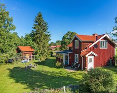 Toàn bộ căn nhà/căn hộ Charming Cottage Outside Rättvik | Se19026 (Vikarbyn, Thụy Điển)