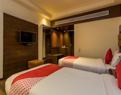 Khách sạn Capital O 13104 Hotel 25 Hours (Indore, Ấn Độ)
