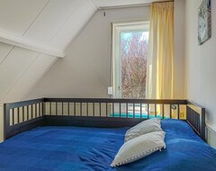 Toàn bộ căn nhà/căn hộ Nice Home In Scharendijke With Wifi And 6 Bedrooms (Brouwershaven, Hà Lan)