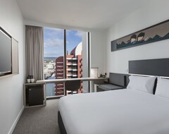 Khách sạn Ibis Adelaide (Adelaide, Úc)