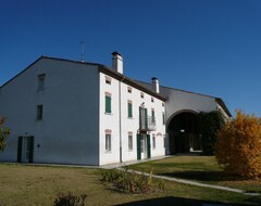 Otel Corte Bertoia (San Benedetto Po, İtalya)