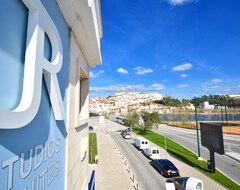 Khách sạn Jr Studios & Suites (Coimbra, Bồ Đào Nha)