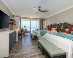 Sea Breeze Beach House By Ocean Hotels - All Inclusive (Maxwell, Barbados)