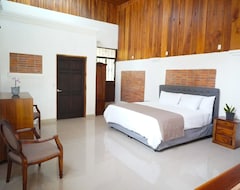 Hotel Ribera La Paz (Piedades Norte, Kosta Rika)