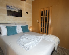Hotelli A La Maison B&b (Xagħra, Malta)