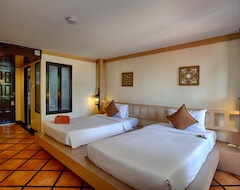 Hotelli Phuket Island View Resort - Sha Extra Plus (Karon Beach, Thaimaa)