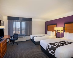 Hotel La Quinta Inn & Suites St. Louis Westport (Creve Coeur, Sjedinjene Američke Države)