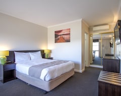 Khách sạn Sunshine Motor Inn (Melbourne, Úc)