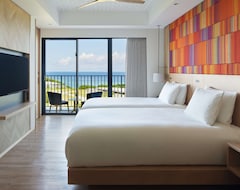 Khách sạn The Beach Resort Sesoko By Hilton Club (Okinawa, Nhật Bản)