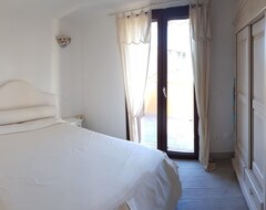 Hotel Villa Baia Caddinas, Sea View Penthouse, 250mt From The Beach (Golfo Aranci, Italien)