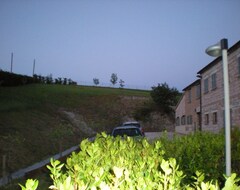 Cijela kuća/apartman Villa Private Pool And Jacuzzi In Panoramic Position. (Fossombrone, Italija)