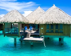 Hotel The St. Regis Bora Bora Resort (Bora Bora, Polinésia Francesa)